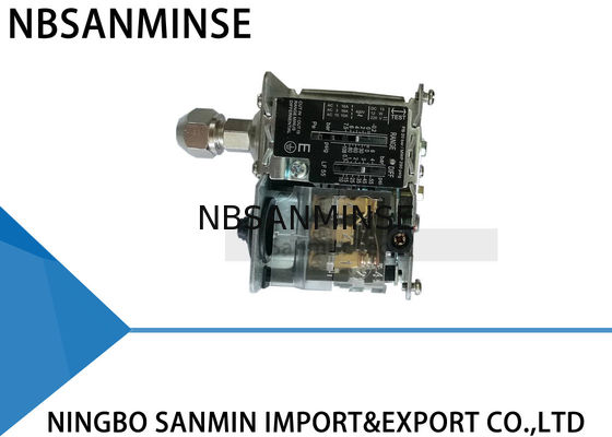 Переключатель давления компрессора воздуха воды с стандартным кронштейном ПК55